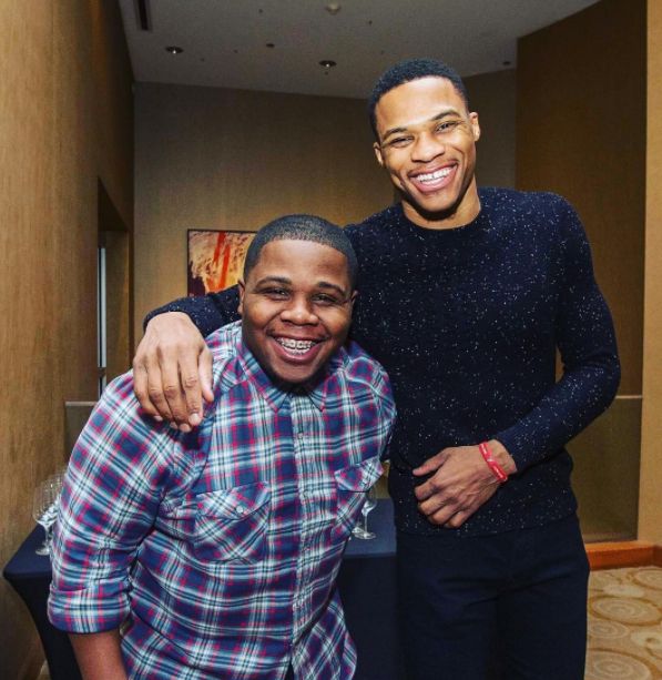 提供更多边 提供更多边